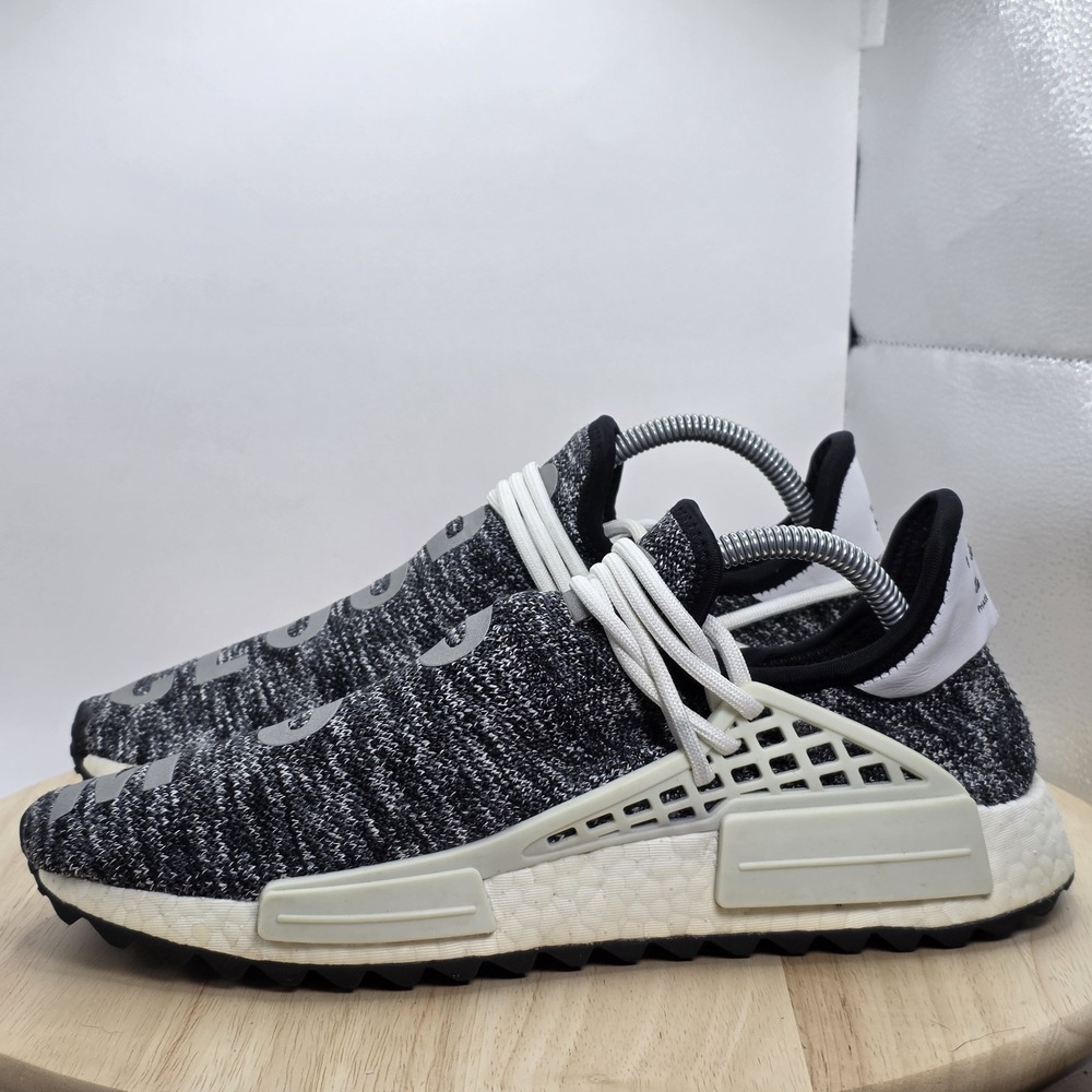 Mens Size 8.5 - Adidas Human Race NMD Pharrell Oreo - AC7359‎